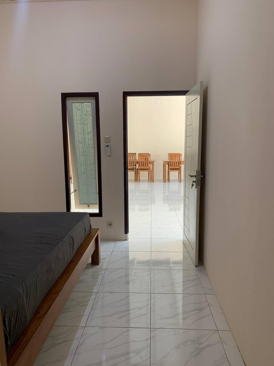 Dikky Guest House Near Bangsal And Sira Pemenang Esterno foto
